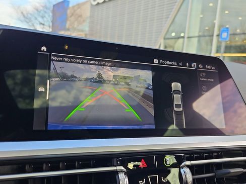 Used 2022 BMW 330e xDrive w/ Premium Package image 24