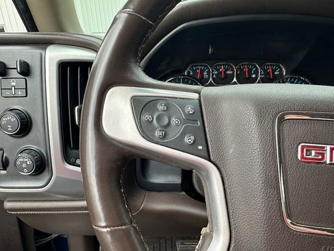 Used 2018 GMC Sierra 1500 SLT image 19