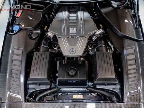 Used 2015 Mercedes-Benz SLS AMG GT Final Edition image 24