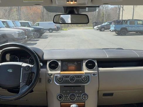 Used 2013 Land Rover LR4 HSE image 11