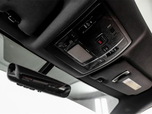 Used 2017 Lexus RC 200t F Sport image 23