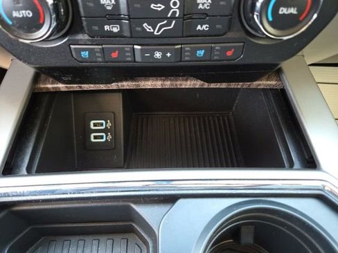 Used 2019 Ford F250 Lariat w/ Lariat Ultimate Package AWD/4WD image 76