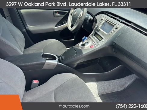 Used 2015 Toyota Prius Three FWD image 43