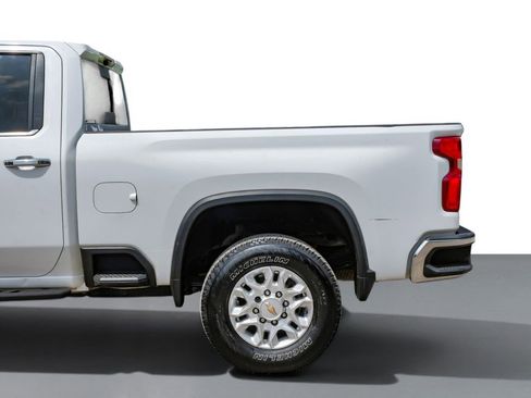 Used 2021 Chevrolet Silverado 2500 LTZ w/ LTZ Texas Edition AWD/4WD image 11