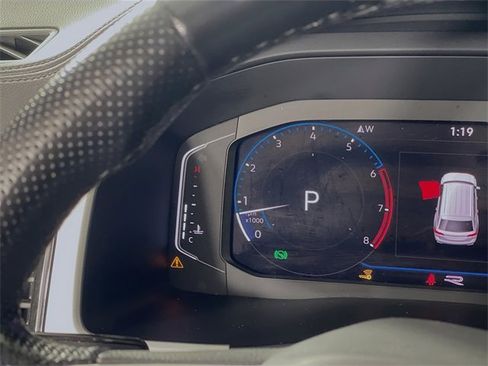 Used 2021 Volkswagen Atlas SEL R-Line image 13