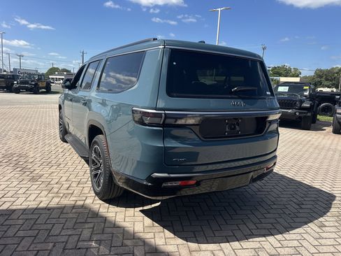 New 2026 Jeep Grand Wagoneer L 4WD w/ Premium Group I image 9