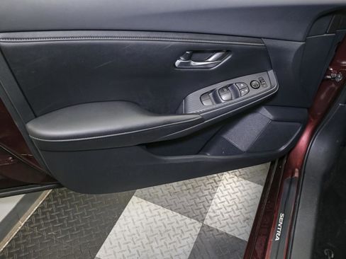 Used 2021 Nissan Sentra SV image 33