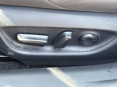 Used 2024 Toyota Mirai w/ Advanced Technology Package image 25