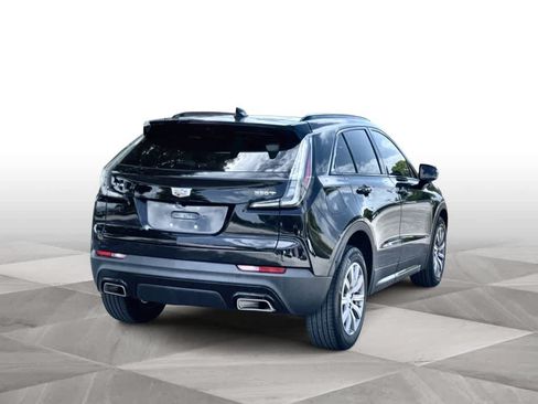 Used 2022 Cadillac XT4 Sport w/ Enhanced Visibility Package FWD image 8