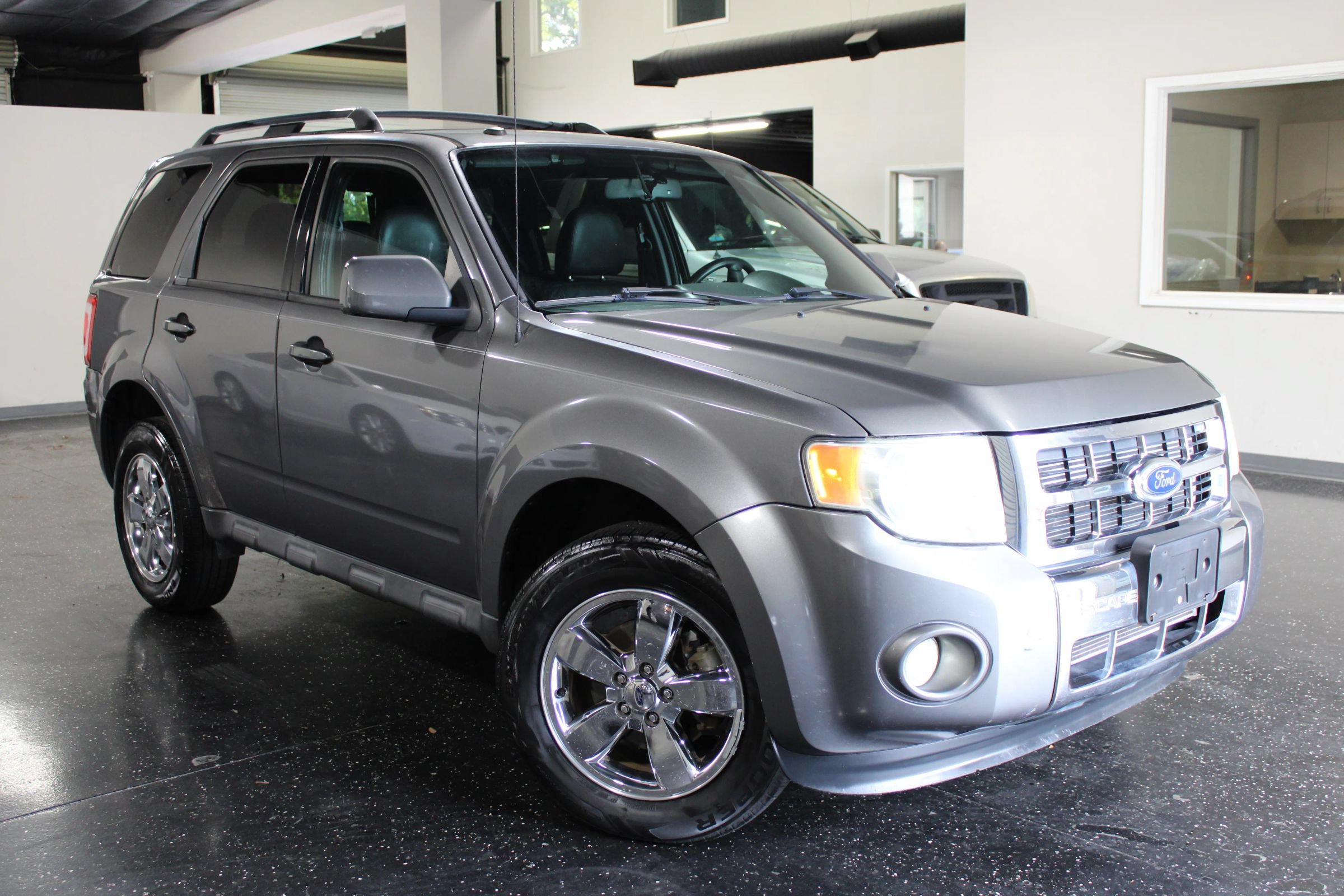 Used 2011 Ford Escape Limited FWD image 35