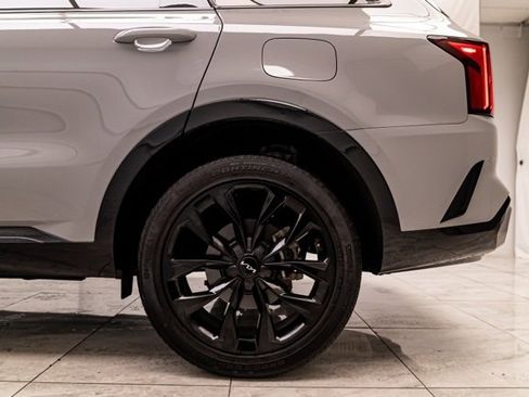 Used 2023 Kia Sorento SX image 33
