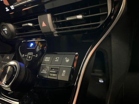 Used 2023 Subaru Solterra AWD image 20