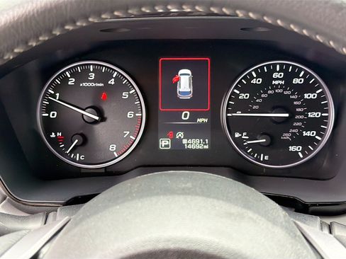 Used 2024 Subaru Outback Premium image 37