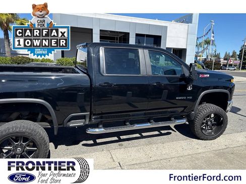 Used 2022 Chevrolet Silverado 2500 LT w/ Convenience Package AWD/4WD image 7