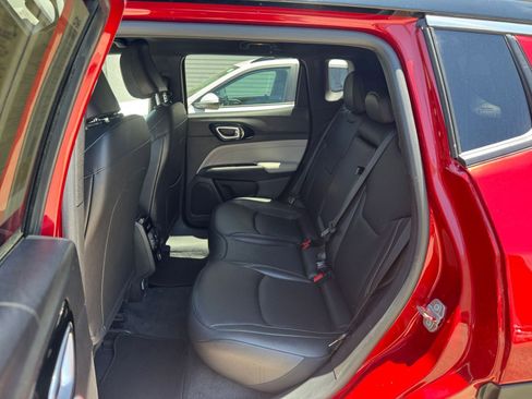 Used 2025 Jeep Compass Limited AWD/4WD image 27