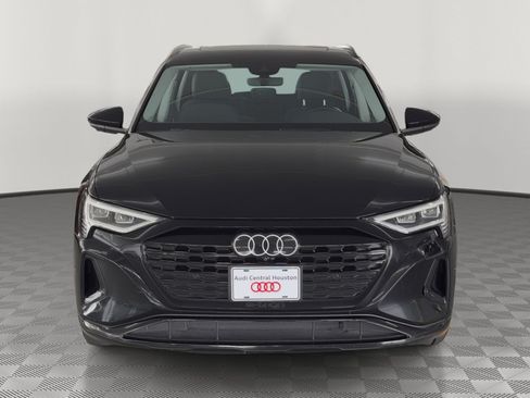 Used 2024 Audi Q8 e-tron Premium Plus w/ Premium Plus Package AWD/4WD image 6