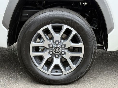 Used 2024 Toyota Tundra 1794 Edition image 29