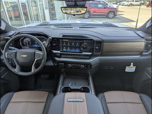 New 2026 Chevrolet Silverado 3500 High Country w/ High Country Premium Package AWD/4WD image 19