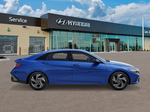 New 2026 Hyundai Elantra SEL Sport Premium w/ Cargo Package FWD image 7