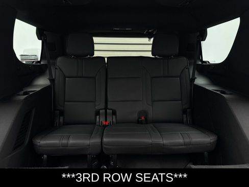 Used 2024 Chevrolet Tahoe RST w/ Luxury Package AWD/4WD image 14
