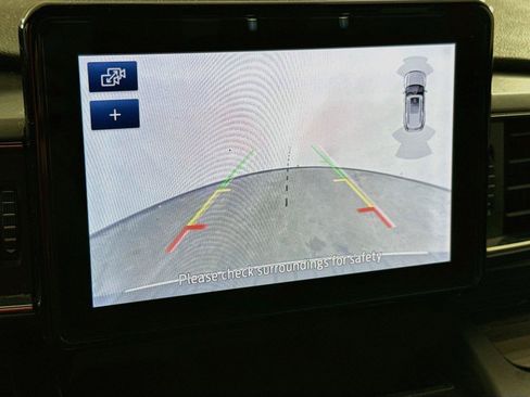 Used 2020 Ford Explorer Limited RWD image 12
