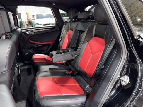 Used 2021 Porsche Macan image 59