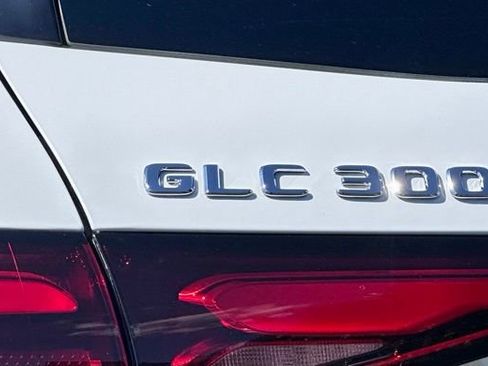 New 2026 Mercedes-Benz GLC 300 4MATIC image 12