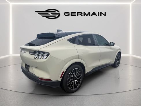 Certified 2025 Ford Mustang Mach-E Premium AWD/4WD image 8