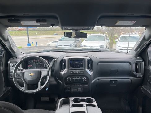 Used 2023 Chevrolet Silverado 2500 Custom w/ Gooseneck/5TH Wheel Package image 5