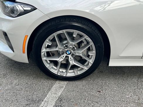 Used 2025 BMW 330i Sedan w/ Convenience Package RWD image 26