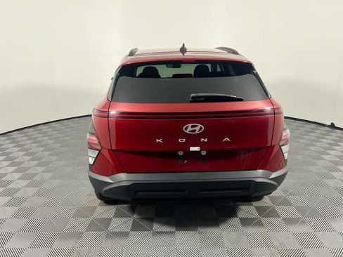 Used 2024 Hyundai Kona SEL FWD image 4
