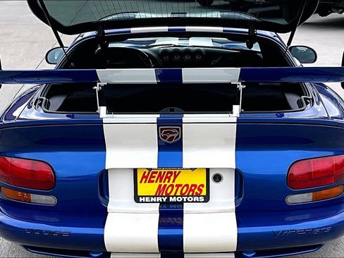 Used 1996 Dodge Viper GTS image 32