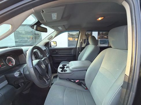 Used 2015 RAM 1500 Express AWD/4WD image 16