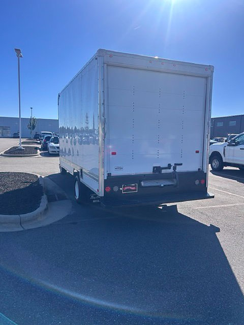 Used 2023 Ford E-450 and Econoline 450 Super Duty w/ Power Windows & Locks Group RWD image 3