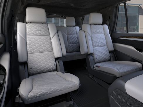 New 2026 Cadillac Escalade Platinum Luxury w/ LPO, Floor Liner Package AWD/4WD image 17