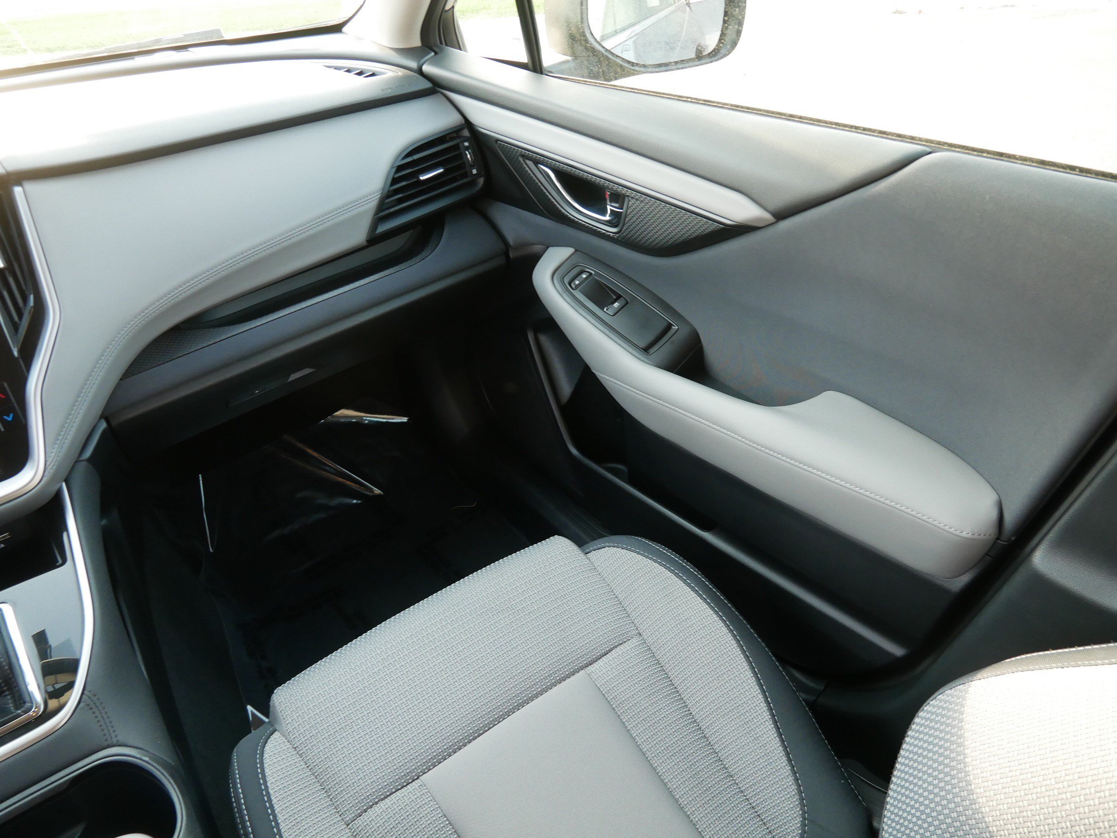 Used 2022 Subaru Outback Premium AWD/4WD image 11