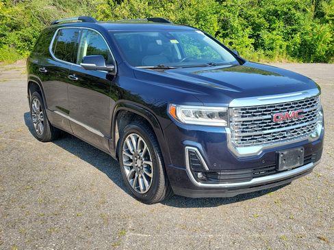 Used 2021 GMC Acadia Denali w/ Denali Ultimate Package AWD/4WD image 3