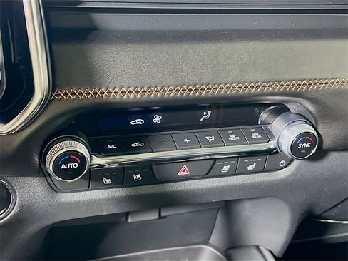 Used 2025 MAZDA CX-50 AWD 2.5 S w/ Cargo Package image 14