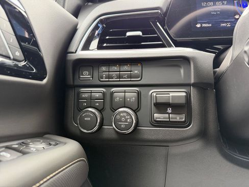 New 2026 Chevrolet Tahoe Premier w/ Sun And Tow Package AWD/4WD image 24
