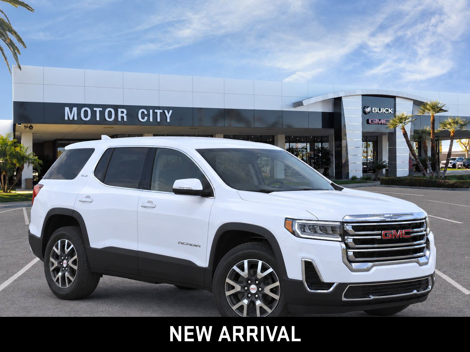 Certified 2023 GMC Acadia SLE w/ LPO, Cargo Package FWD image 2
