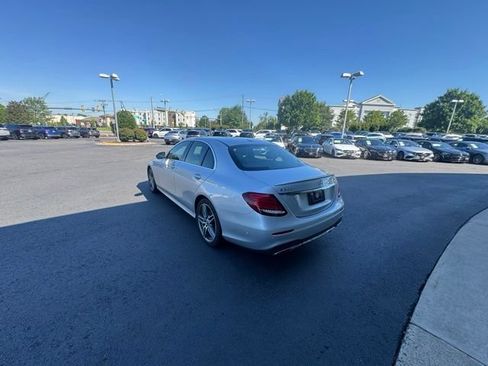 Used 2019 Mercedes-Benz E 300 image 19