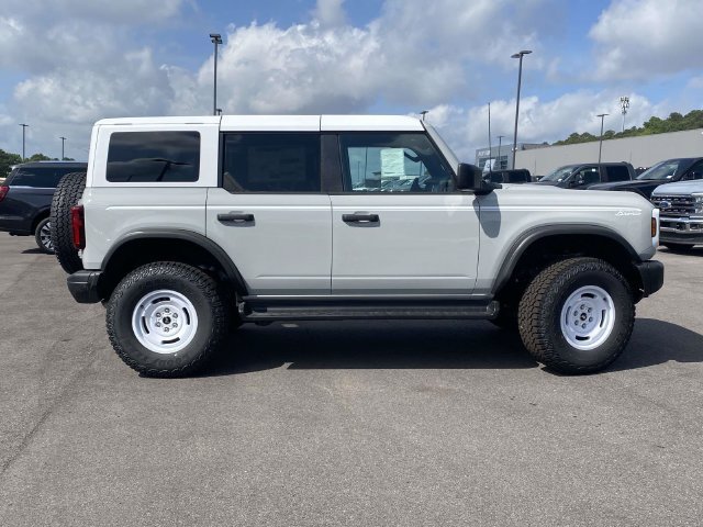 New 2026 Ford Bronco Heritage Edition AWD/4WD image 2