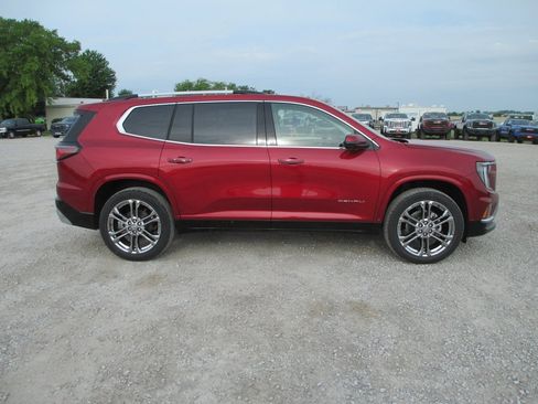New 2025 GMC Acadia Denali image 3