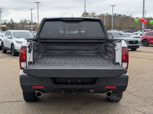 Certified 2024 Honda Ridgeline Black Edition image 5