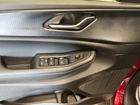 New 2025 Jeep Grand Cherokee L Laredo image 8