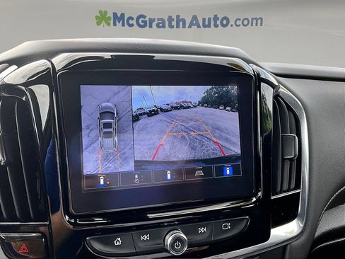 Used 2023 Chevrolet Traverse LT w/ LT Premium Package AWD/4WD image 18