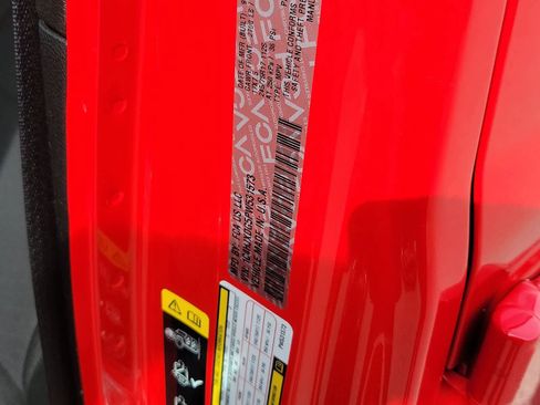 Used 2023 Jeep Wrangler Sport S image 28