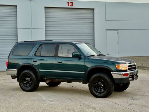 Used 1997 Toyota 4Runner SR5 AWD/4WD image 19