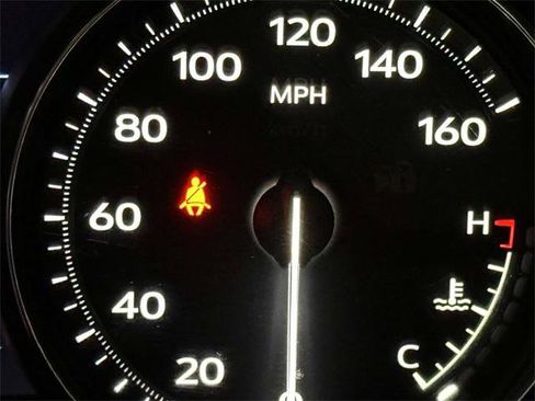 Used 2024 Cadillac XT6 Sport w/ Technology Package image 31