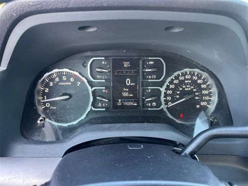 Used 2018 Toyota Tundra SR5 image 16